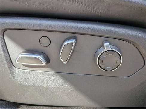 Certified 2023 Cadillac Escalade V image 19