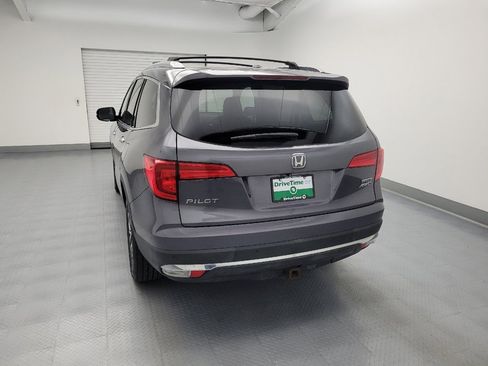 Used 2016 Honda Pilot Touring image 6