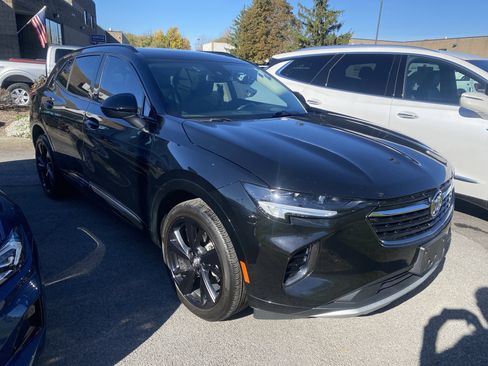 Used 2023 Buick Envision Essence w/ Sport Touring Package image 2