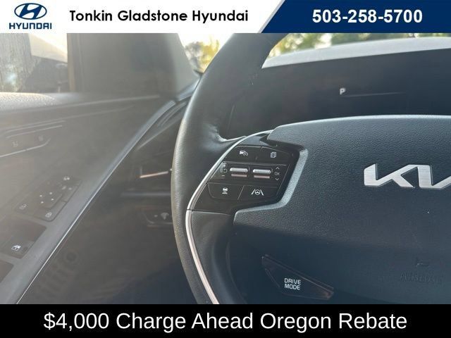 Used 2023 Kia Niro Wave FWD image 28