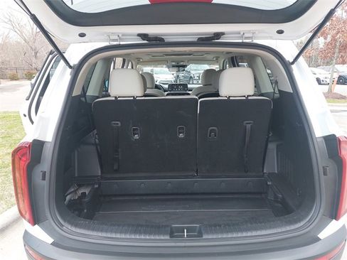 Used 2020 Kia Telluride S image 13