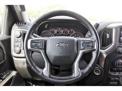 Used 2021 Chevrolet Silverado 1500 LT Trail Boss w/ Convenience Package II AWD/4WD image 16