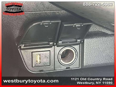Certified 2024 Toyota Camry SE w/ Cold Weather Package FWD image 33