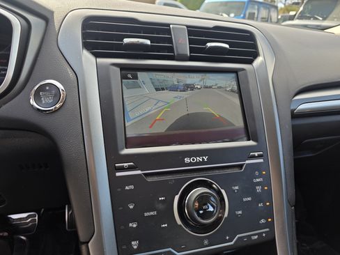 Used 2014 Ford Fusion Titanium FWD image 15