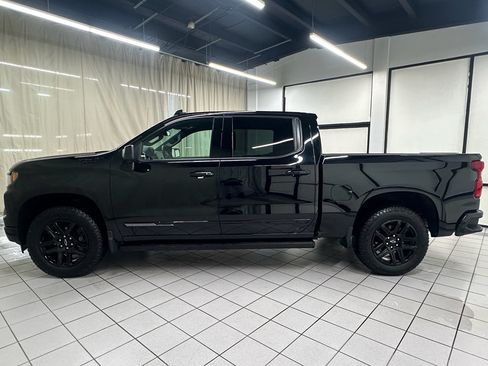 Certified 2026 Chevrolet Silverado 1500 High Country w/ Midnight Edition AWD/4WD image 13