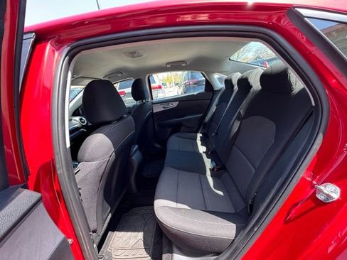Used 2023 Kia Forte LXS FWD image 12