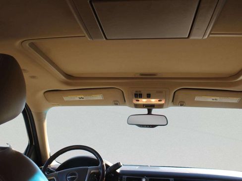 Used 2013 GMC Yukon XL Denali image 9