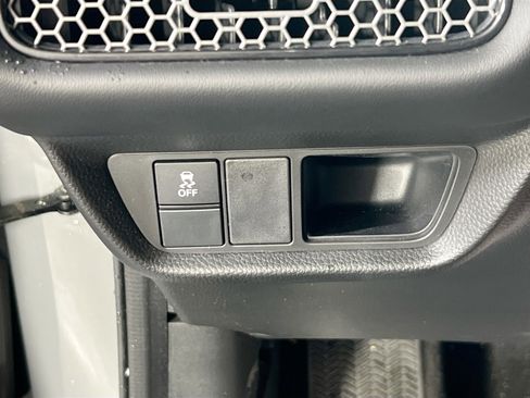 Used 2023 Honda HR-V Sport image 10