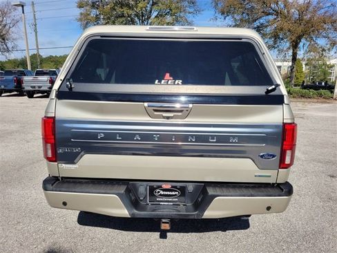 Used 2018 Ford F150 Platinum w/ Equipment Group 701A Luxury image 11