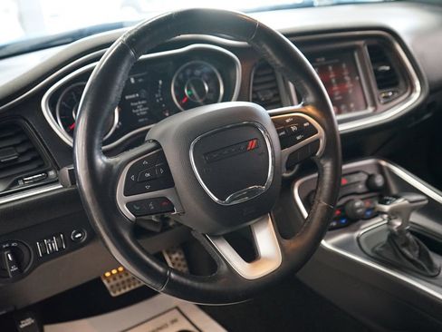 Used 2015 Dodge Challenger R/T Plus RWD image 30