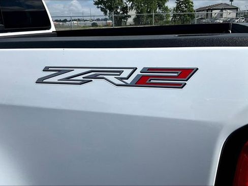 Used 2017 Chevrolet Colorado ZR2 AWD/4WD image 25