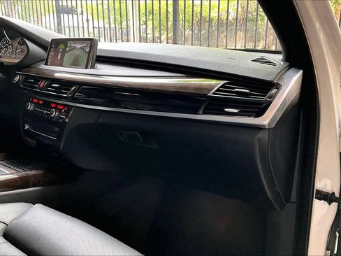 Used 2017 BMW X5 sDrive35i RWD image 18