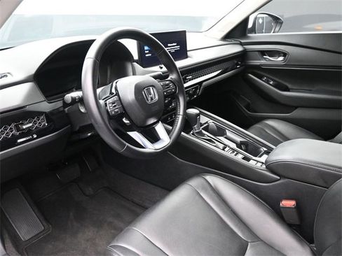 Used 2024 Honda Accord Touring image 18