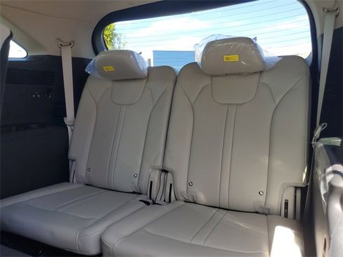 New 2026 Kia Sorento S w/ S Panoramic Sunroof Package image 10