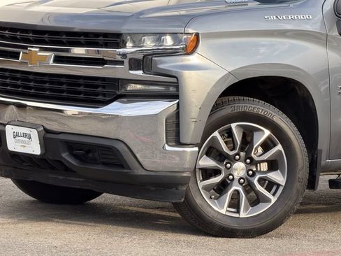 Used 2021 Chevrolet Silverado 1500 LT w/ Convenience Package II AWD/4WD image 7