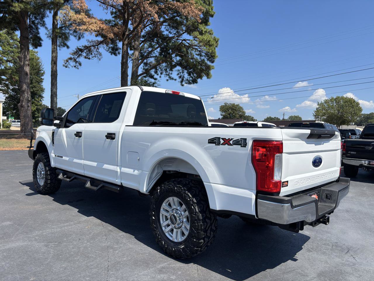 Used 2019 Ford F250 XLT w/ Snow Plow Prep Package AWD/4WD image 6