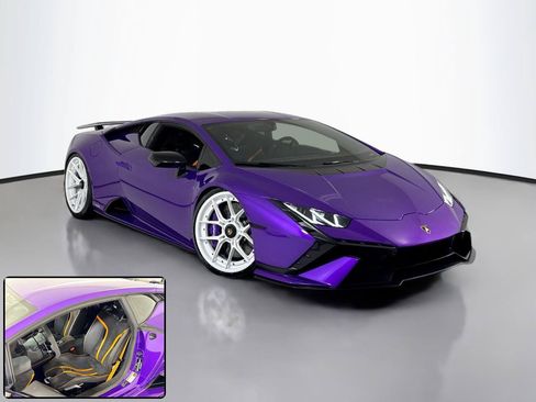 Used 2023 Lamborghini Huracan Tecnica RWD image 2