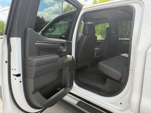 Used 2023 GMC Sierra 1500 SLT w/ SLT Premium Package AWD/4WD image 37