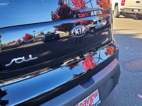 Used 2014 Kia Soul image 12