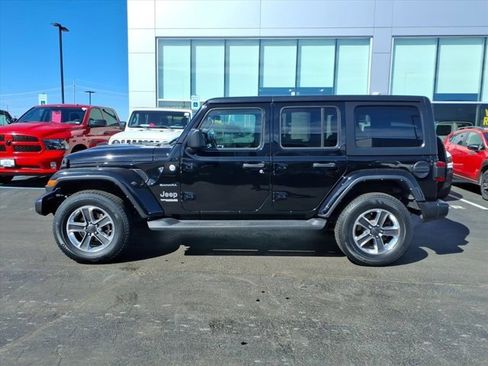 Used 2022 Jeep Wrangler Unlimited Sahara w/ Safety Group image 4
