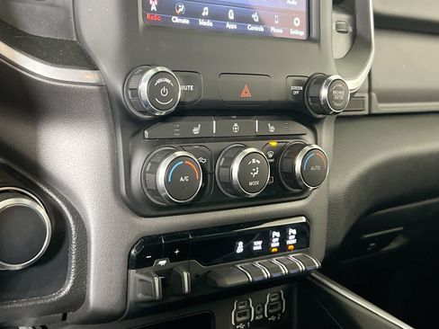 Used 2021 RAM 1500 Big Horn AWD/4WD image 15