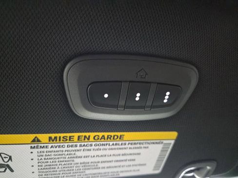 New 2026 Chrysler Pacifica Select w/ S Appearance Package image 24