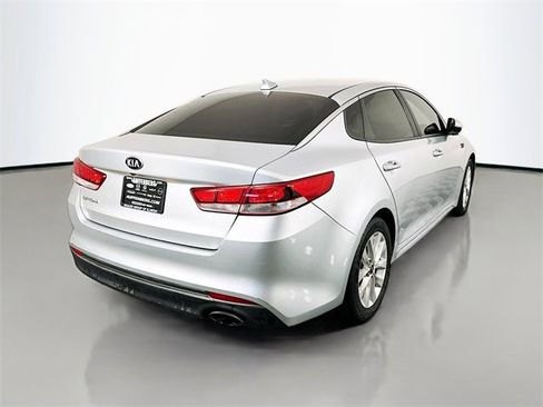 Used 2016 Kia Optima LX w/ Option Group 014 image 7
