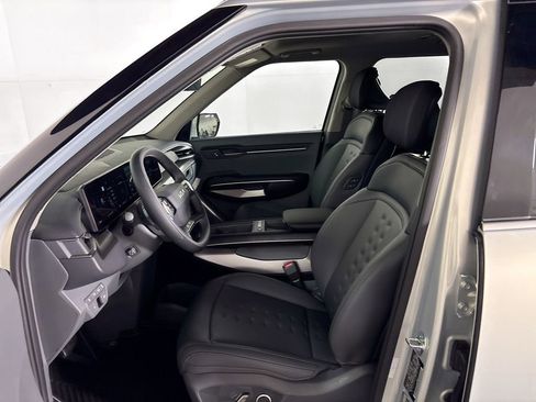 New 2026 Kia EV9 Wind image 11