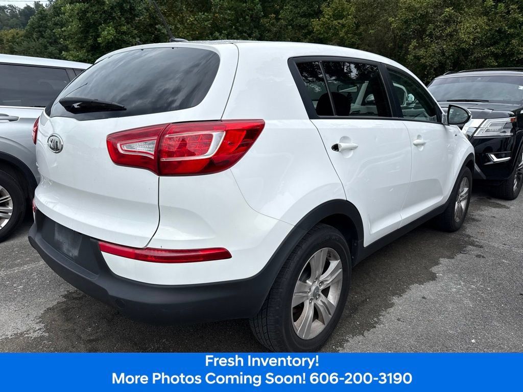 Used 2012 Kia Sportage LX AWD/4WD image 3