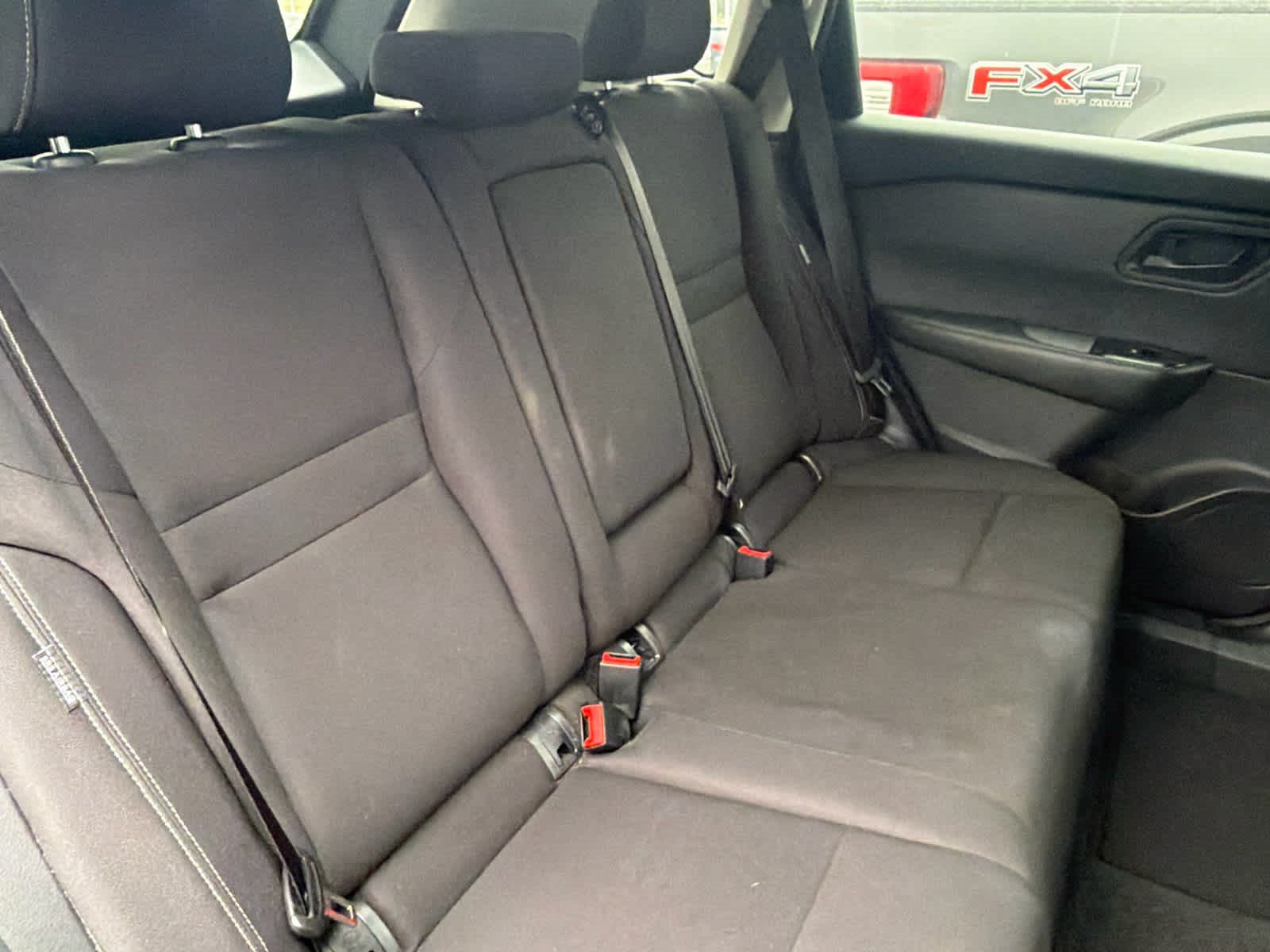 Used 2024 Nissan Rogue S AWD/4WD image 8