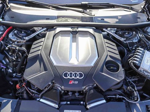 Used 2023 Audi RS 6 w/ Black Optic Package AWD/4WD image 29