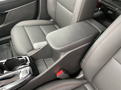 New 2026 Chevrolet Trax RS w/ Sunroof Package image 20