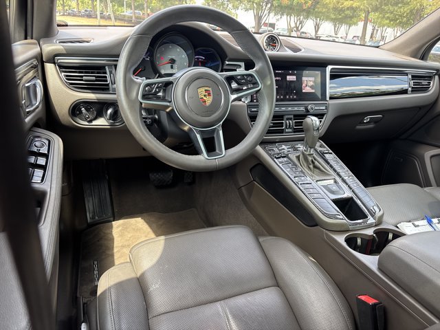 Used 2021 Porsche Macan S AWD/4WD image 18