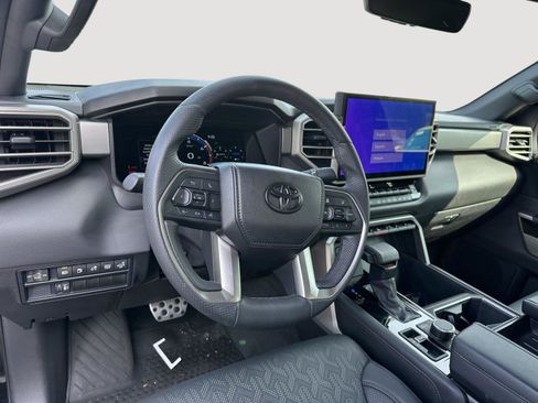 Used 2025 Toyota Tundra Limited w/ TRD Off-Road Package AWD/4WD image 11