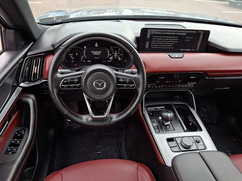 Used 2025 MAZDA CX-70 Plug-In Hybrid w/ Premium Plus image 11