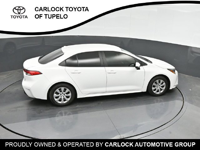 Used 2024 Toyota Corolla LE FWD image 31