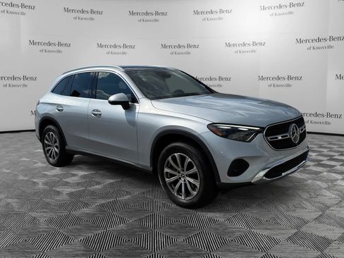 Certified 2023 Mercedes-Benz GLC 300 4MATIC image 2