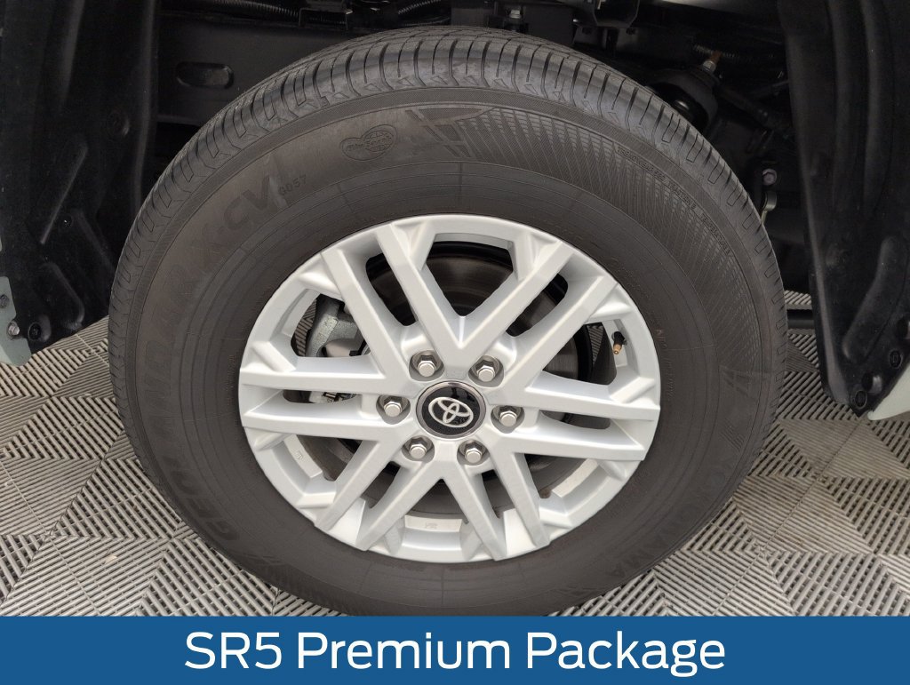 Used 2026 Toyota Tundra SR5 w/ SR5 Premium Package AWD/4WD image 18