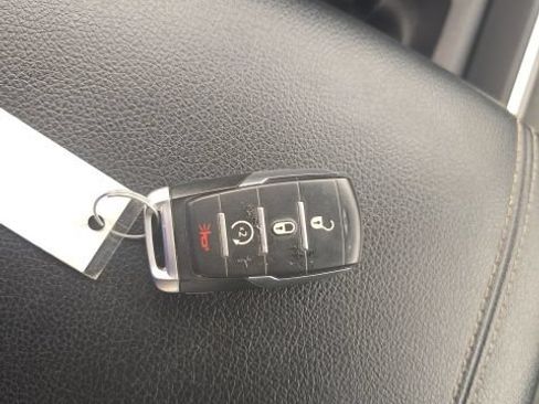 Used 2021 RAM 1500 Big Horn AWD/4WD image 27
