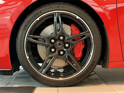 Certified 2022 Chevrolet Corvette Stingray Preferred Cpe w/ Z51 Performance Package image 9