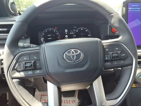 New 2026 Toyota 4Runner TRD Off-Road Premium AWD/4WD image 22