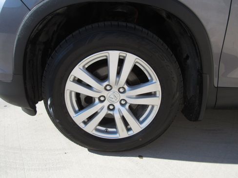 Used 2016 Honda Pilot LX image 4