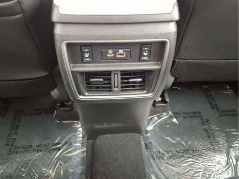 Certified 2024 Nissan Murano SL FWD image 12