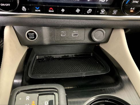 Used 2022 Nissan Rogue SL w/ SL Premium Package AWD/4WD image 16