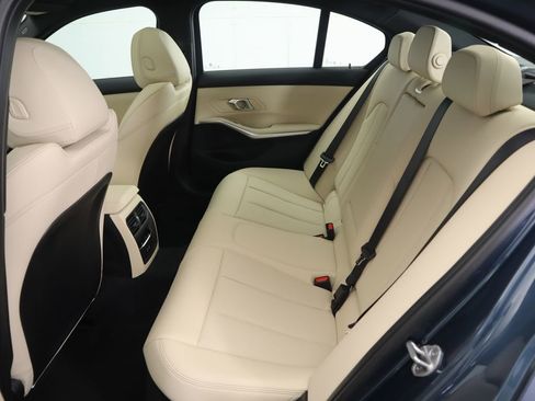 New 2026 BMW 330i Sedan w/ M Sport Package image 22