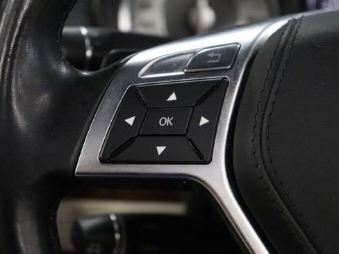 Used 2013 Mercedes-Benz SL 550 image 20