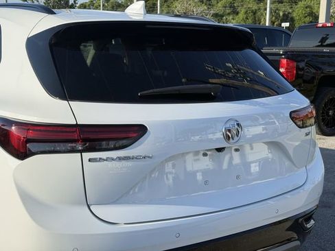 Used 2022 Buick Envision Preferred FWD image 11