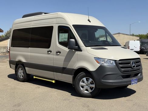 New 2025 Mercedes-Benz Sprinter 2500 image 1
