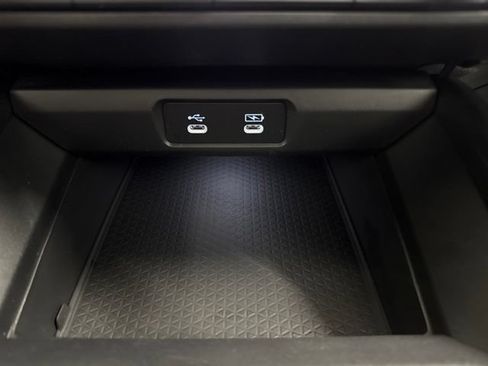 Used 2023 Honda Accord LX image 33