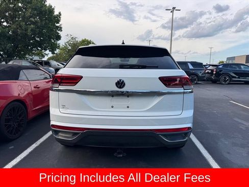 Used 2023 Volkswagen Atlas Cross Sport SE w/ Panoramic Sunroof Package FWD image 6